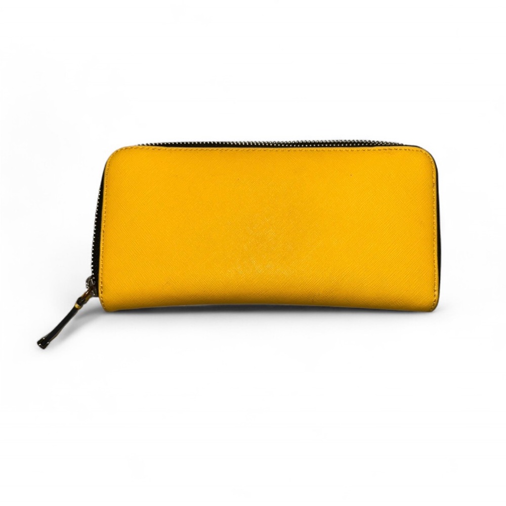 Calvin Klein‎ Vibrant Yellow Wallet - Picture 2 of 6
